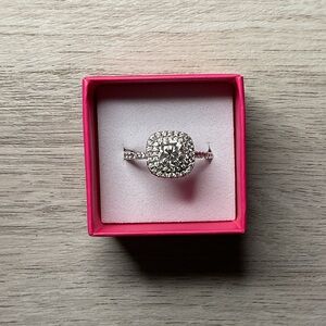 1.061 CAROT HALO RING